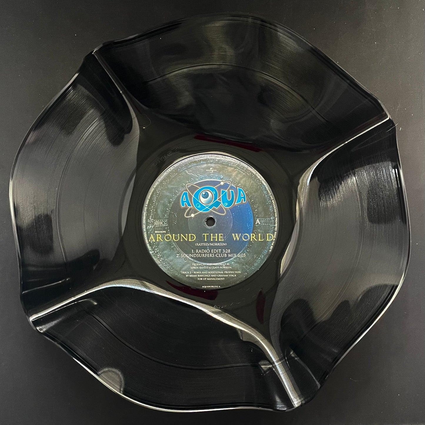 The 'Aqua’ 12" Vinyl Record Bowl